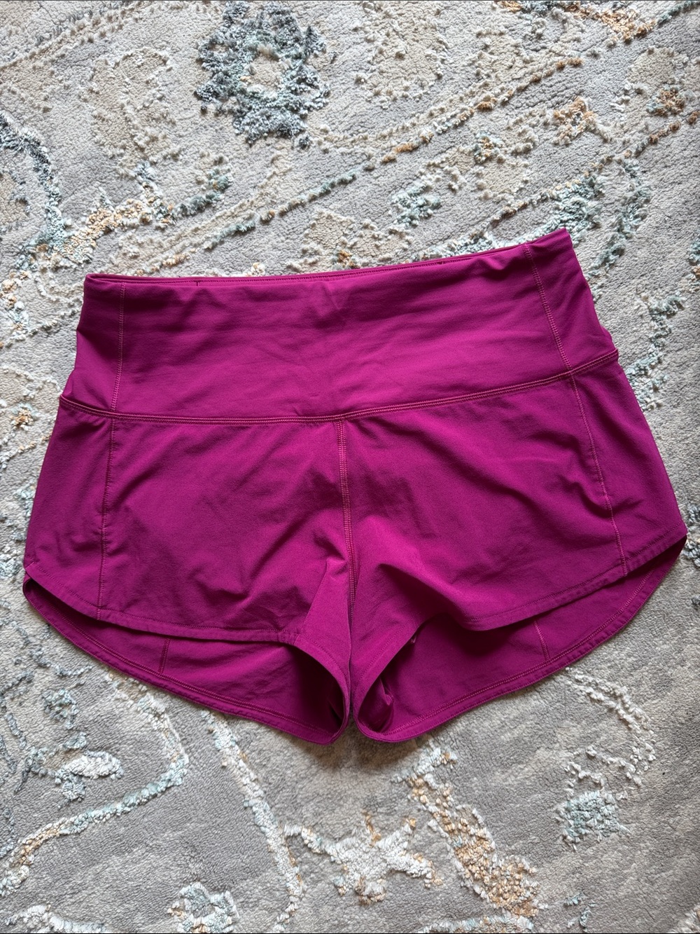 Lululemon speed up HR 2.5” short